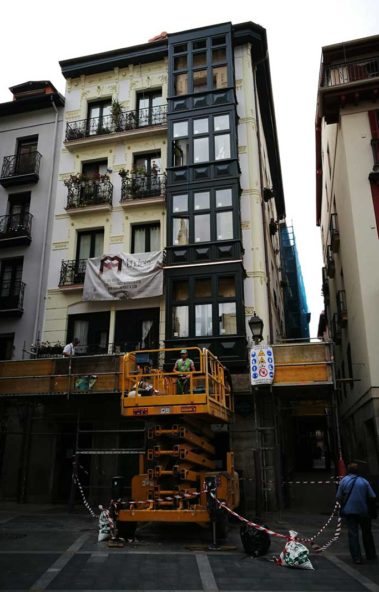 restauración de ventanales de madera